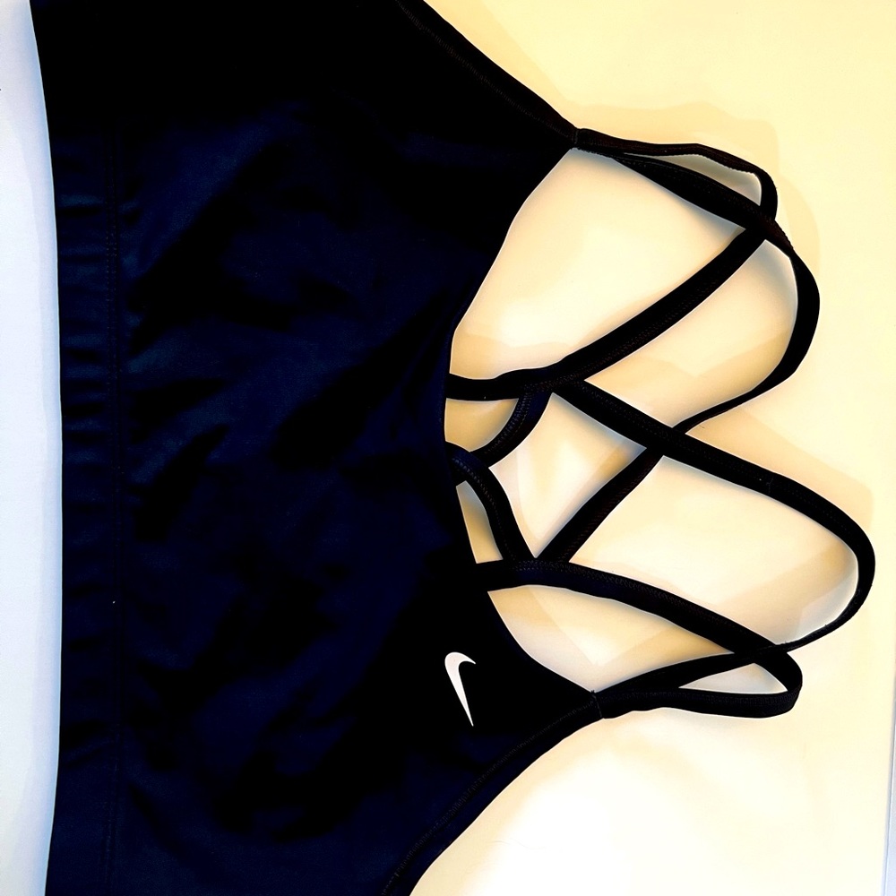 Nike dry fit sports bra. Size XL